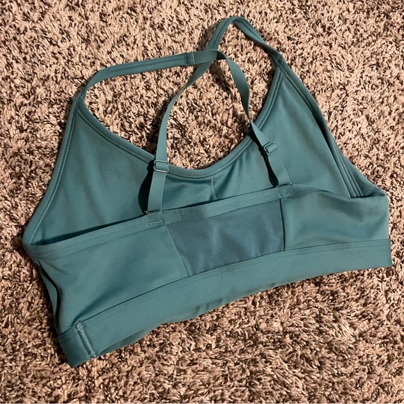 Gymshark ruched sports bra - Picture 2 of 3